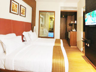 Hotel Jm Four 3*