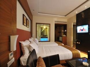 Hotel Jm Four